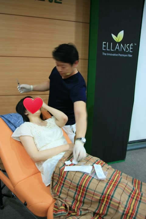 엘란쎄 필러 세미나후 감사패 / 순천향대학교병원에서 / 존경하는 서울교수님이윤호선생님을 모시고 관련 이미지 20