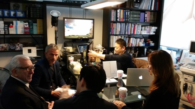Meeting with the Italy Ultrasound Lifting Buyer / Kim Jong-seo Plastic Surgery image 2