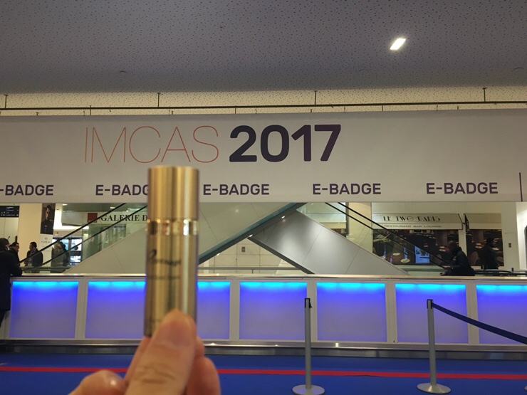 Retinagy Mist Gold Stem Ampoule Arrives in Paris image 5