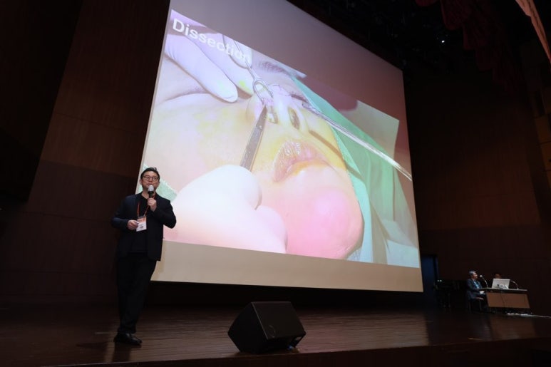 Kim Jong-seo Plastic Surgery X CellFusion C X Retinage Seminar Participation! Dermatology Specialist Seminar现场 Sketch image 6