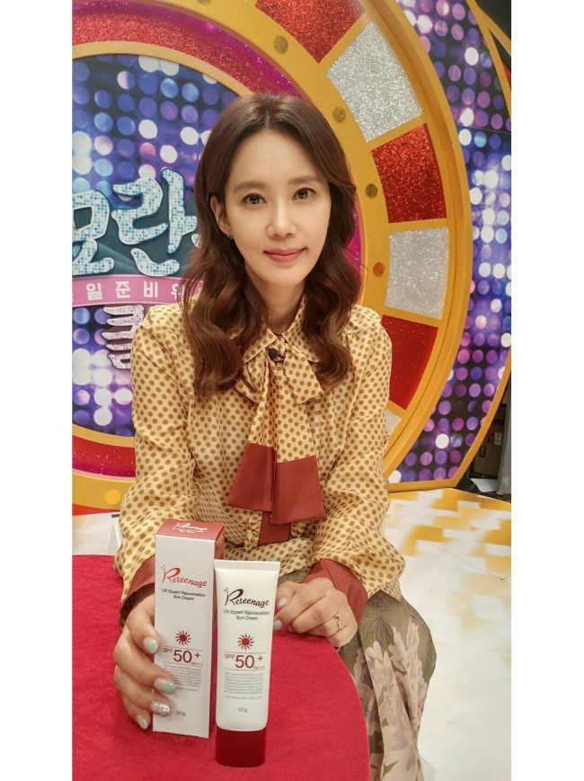 Thank you, Ms. Oh Hyun-kyung of Misskria, for the photo image 1