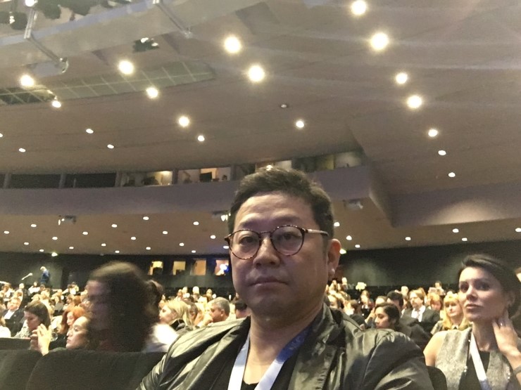 Academic Presentation at a Global Aesthetic Society Proves the Effects of Retinage Gold Stem image 6