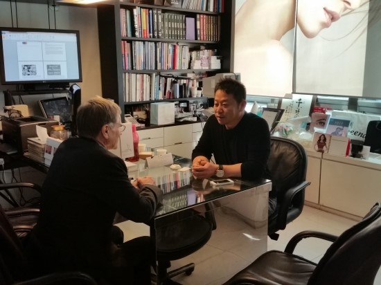 Dr. Kim Jong-seo, Who Developed Xeomin, Visits the Kim Jong-seo Plastic Surgery Clinic ^^ image 3