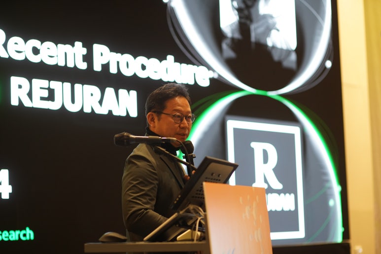 Announcement on Radiesse, Acne Scars, and CUREJET! Dr. Kim Jong-seo Plastic Surgery Attends Aesthetic Society at Hotel Dragon City image 3