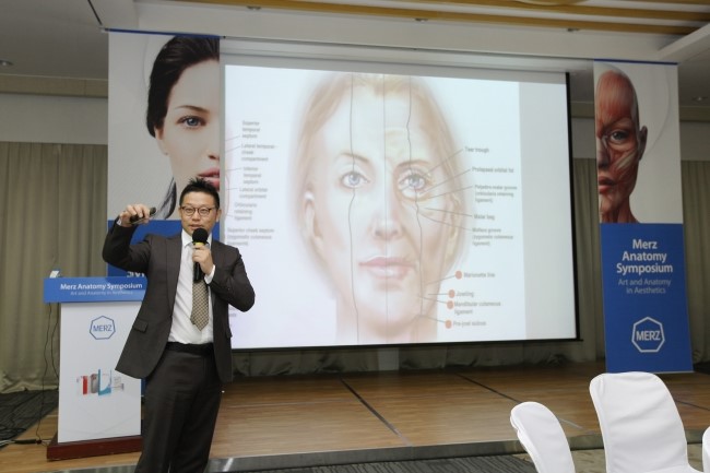 2013.10.19 코엑스 해부학 강의 Merz / Radiesse anatomy lecture / 김종서성형외과원장국제세미나주최 관련 이미지 4