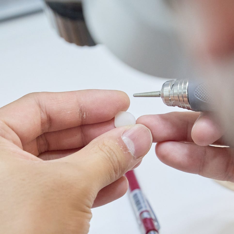 임플란트 이물감, 원인은 미세한 차이? 딱 맞는 보철물, 하루플란트에서 입 안 이물감 해결하기 관련 이미지 8