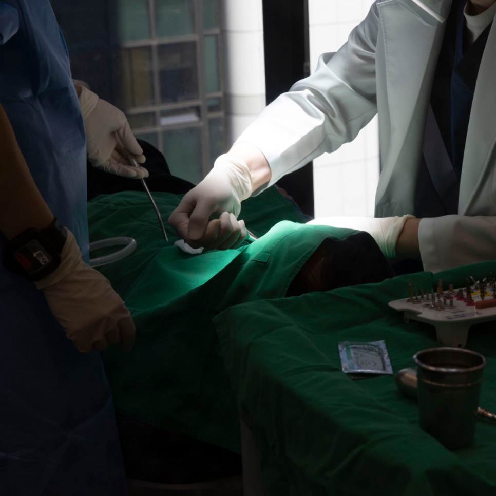 임플란트 통증 줄이는 방법? 하루플란트에서는 이렇게 마취하고 있습니다! 관련 이미지 7