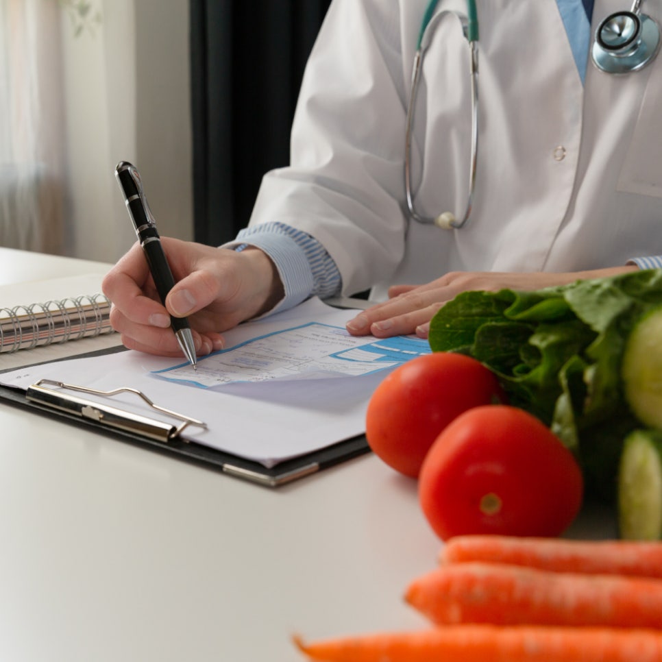 임플란트 걱정하는 당뇨 환자라면? OOOO 임플란트가 답이다! 관련 이미지 6