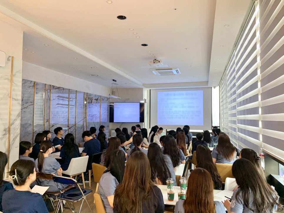 강남치과추천 하루플란트치과 5월 일상 (원내 세미나, 생일파티) 관련 이미지 2