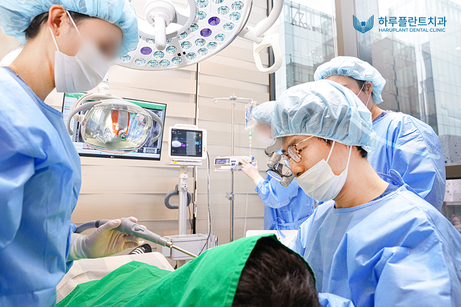 임플란트 뼈이식 통증 없이 치료 가능한 1가지 방법 관련 이미지 3