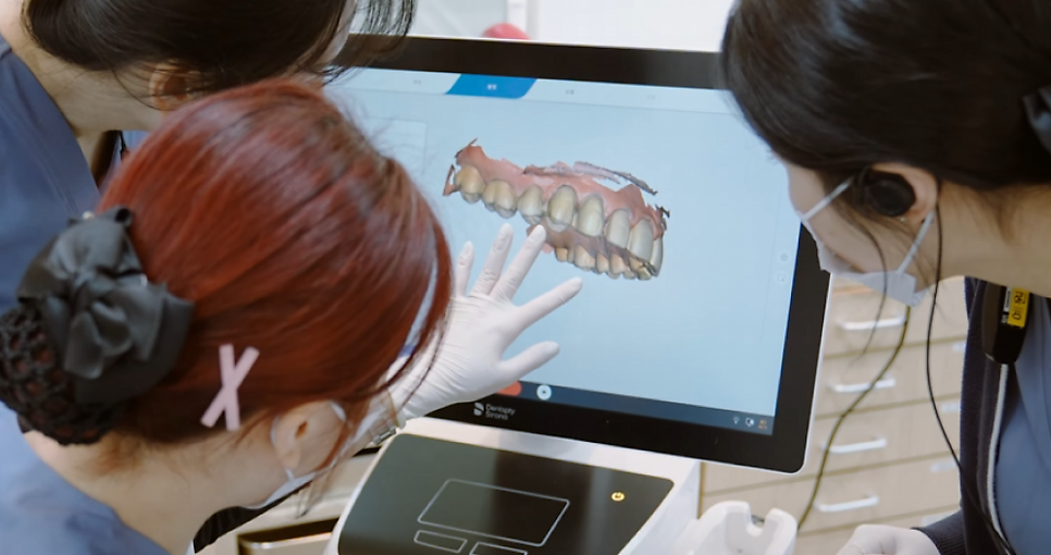 강남역하루플란트치과 하루네이트 라이브, 세계가 주목한 임상 현장의 기록 관련 이미지 6