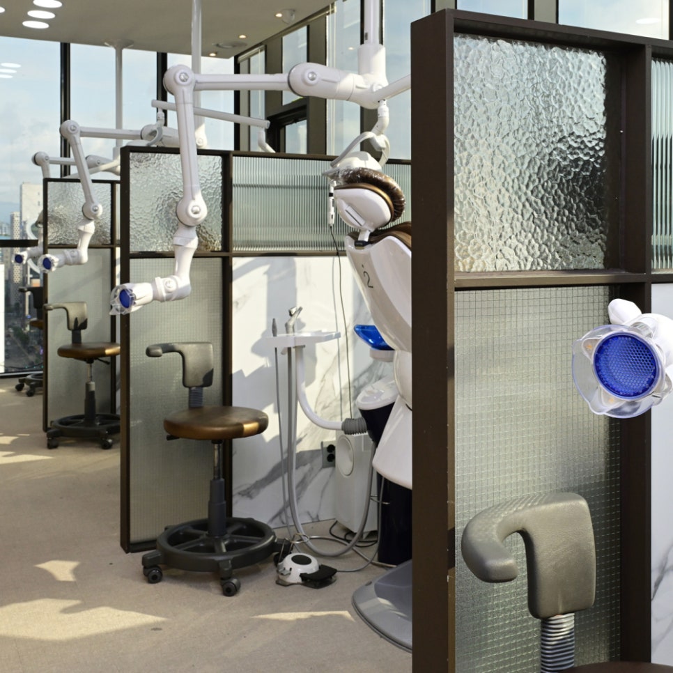 분진, 비말 완벽 차단! 하루플란트치과의 감염관리 비결, 프리암 아르테오로 한층 더 안전하게! 관련 이미지 9