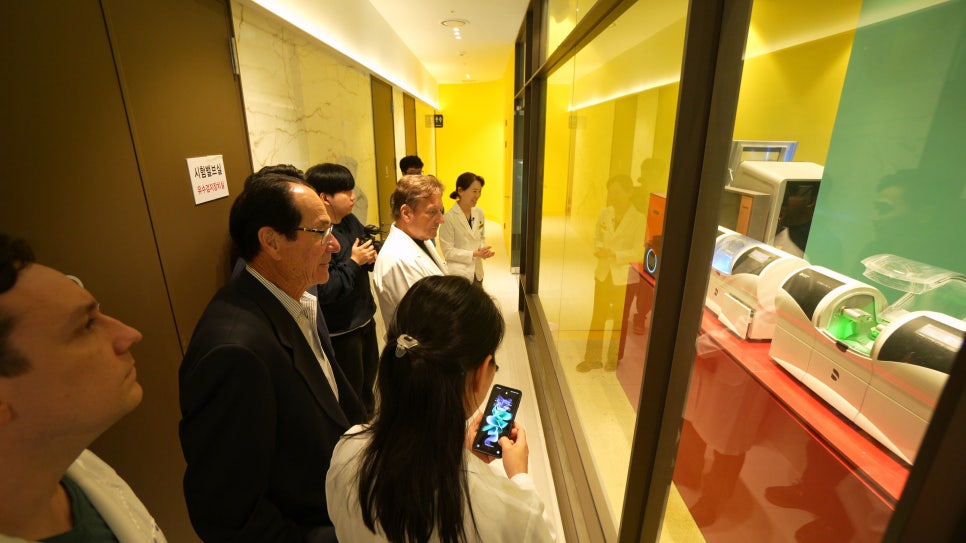 미국 치과의사 방문, 하루플란트치과 임플란트 세미나와 라이브서저리 관련 이미지 11