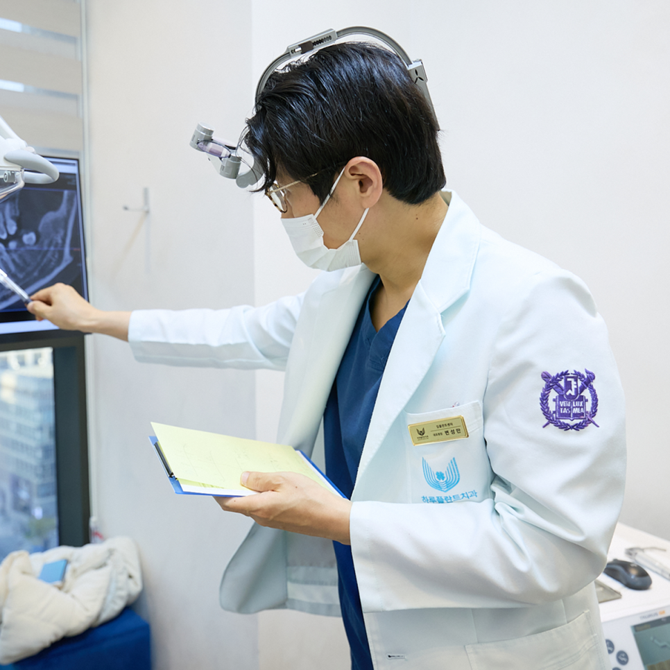 임플란트 치료 미룰수록 치매 발병률이 증가한다? 하루플란트에서 미리 예방하세요! 관련 이미지 1