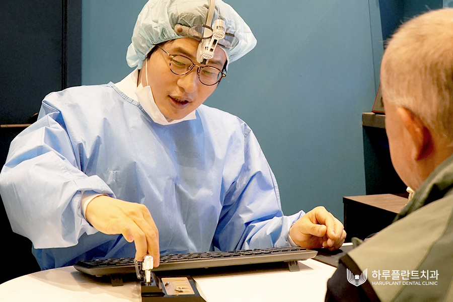 임플란트 수명 오래 유지하려면 이렇게 하세요 관련 이미지 2