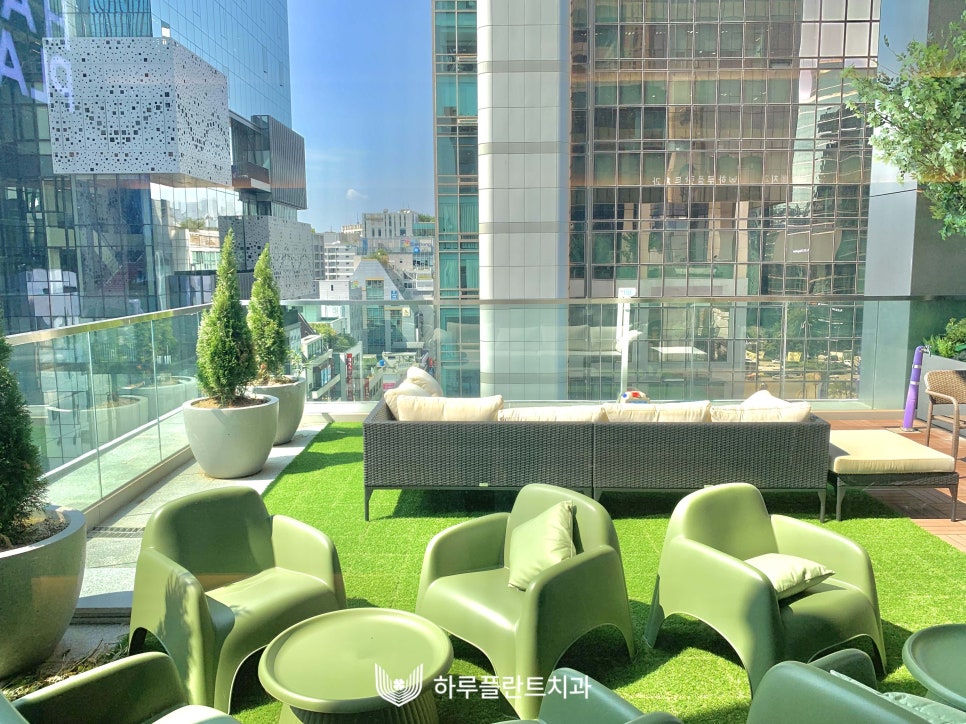 하루플란트치과 9월 진료일정 및 카페 테라스 오픈 소식 관련 이미지 12