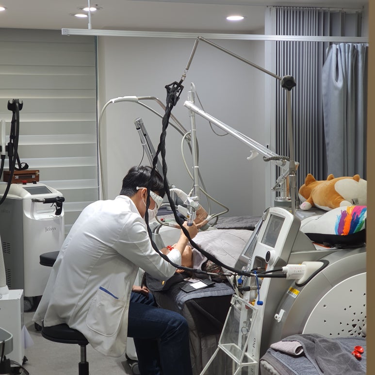 2024 가장 인기있는 피부과 레이저 알아보기 관련 이미지 5