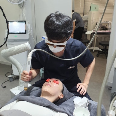 Bellvue Clinic Excel V Laser Treatment A to Z image 7