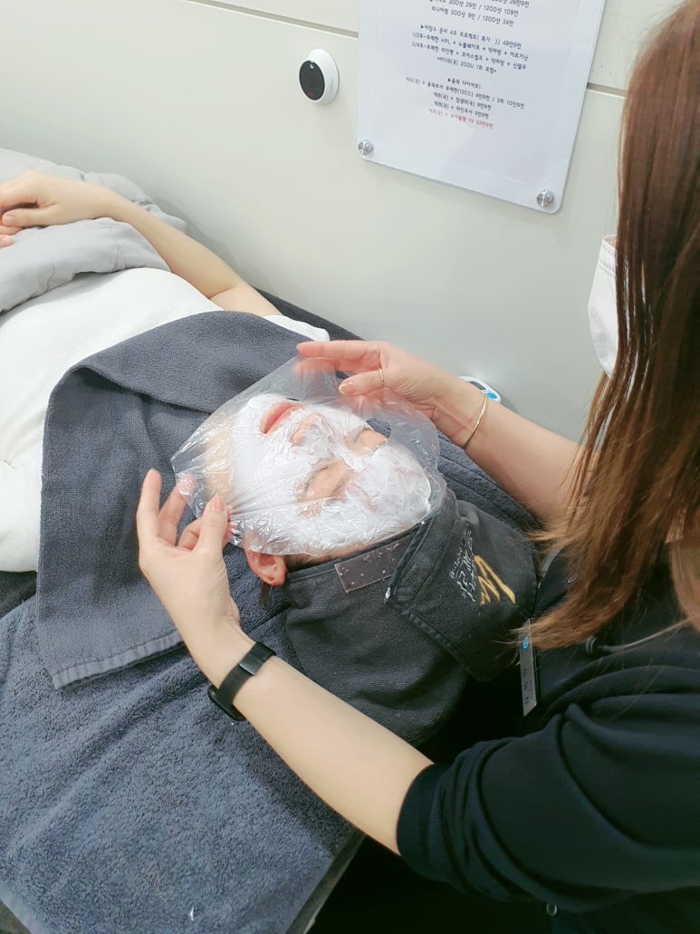송지효 배우가 받은 울쎄라 효과, 부작용, 가격 관련 이미지 3