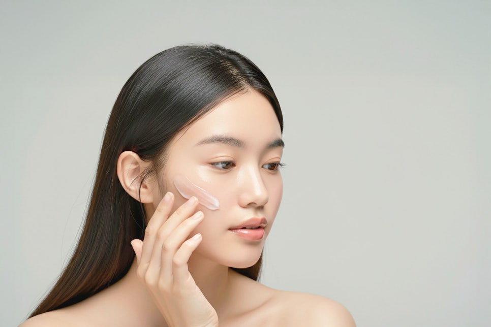 얼굴 주름 리프팅 홈케어만으로 개선이 가능할까? 관련 이미지 3