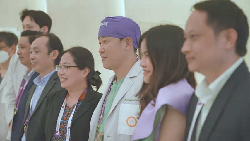 모티바 아시아 지역 교육 센터, 봉봉성형외과의 가슴성형 수술 시연! 관련 이미지 6