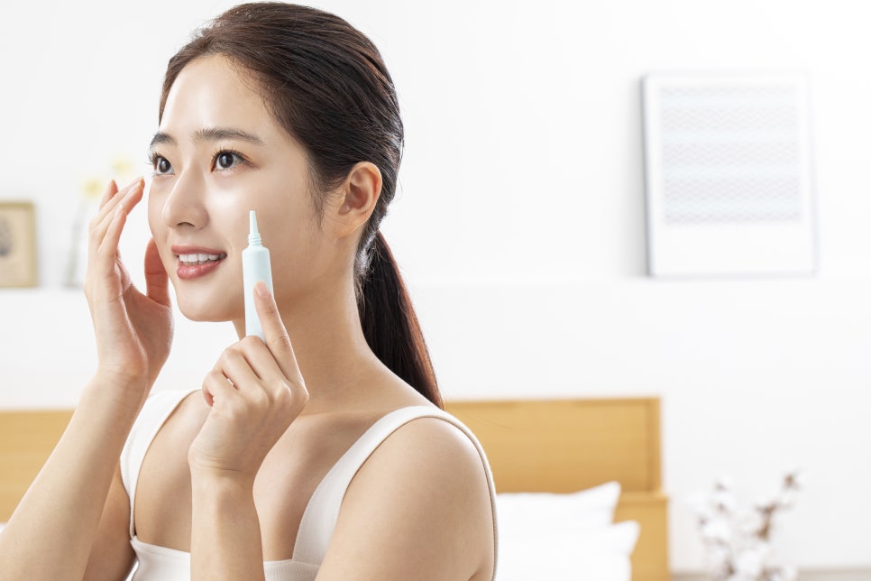 눈밑주름 눈가주름 관리 아이크림 진짜 효과 있나요? 관련 이미지 4