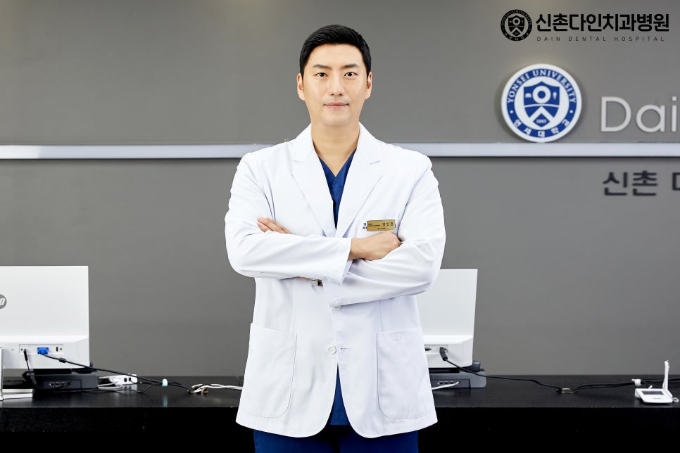 선유도역치과 임플란트 심미성을 갖춘 관련 이미지 2