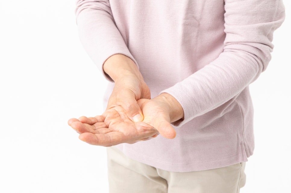 Causes of Swollen Finger Joints and How to Manage Them image 6