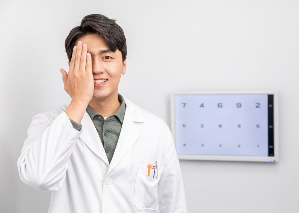 Learn About the Causes, Symptoms, and Management of Glaucoma Treatment image 2
