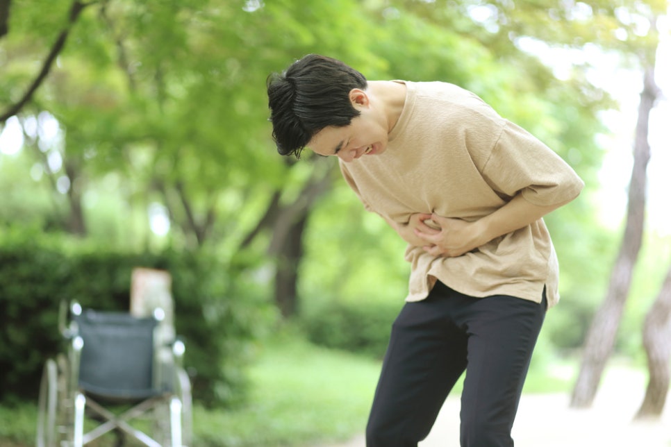 윗배더부룩 원인을 먼저 파악하고 해결해야 관련 이미지 2