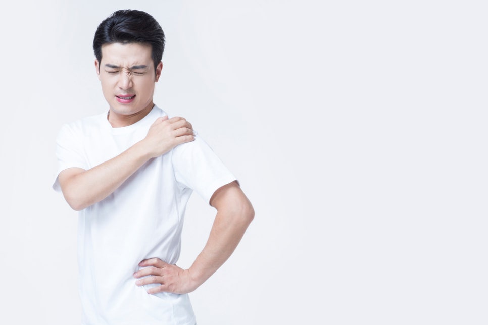 갈비뼈아래통증 왼쪽이 아프다면 여러가지 원인이 관련 이미지 3