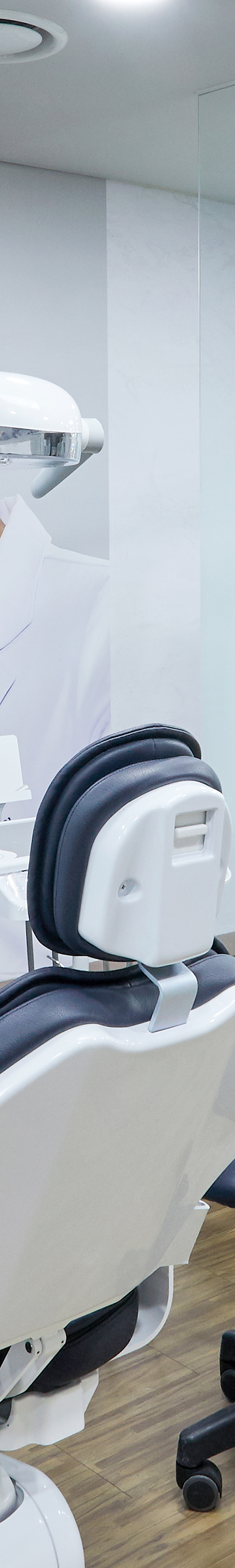 Shinchon Dental Implant Process Through Careful Diagnosis image 36