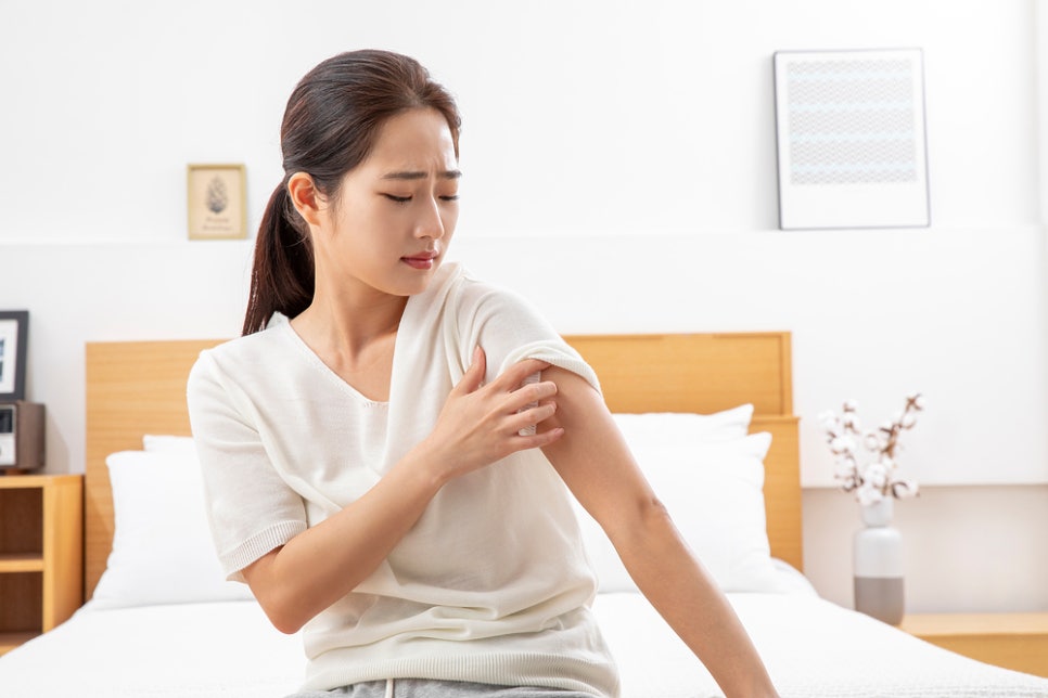 What Are the Causes of Arm Numbness and How Can It Be Prevented? image 5