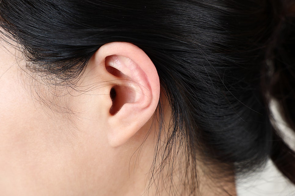Let’s Learn 3 Reasons Why You May Experience Itchy Ears image 4