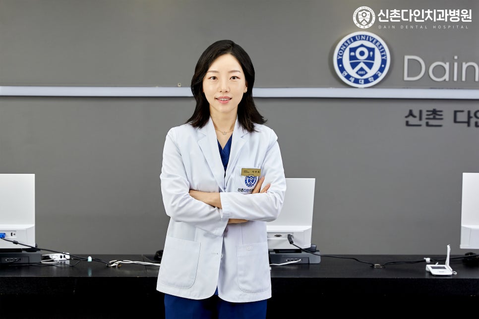 Sinchon Orthodontics: Treatment Considering Aesthetics with Invisalign image 3