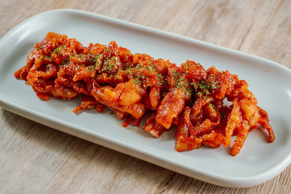 5 Benefits of Chicken Feet and Calorie Information image 5