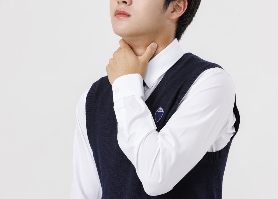 Sore Throat When Swallowing: Medicines, Causes, Treatment, and Prevention image 2