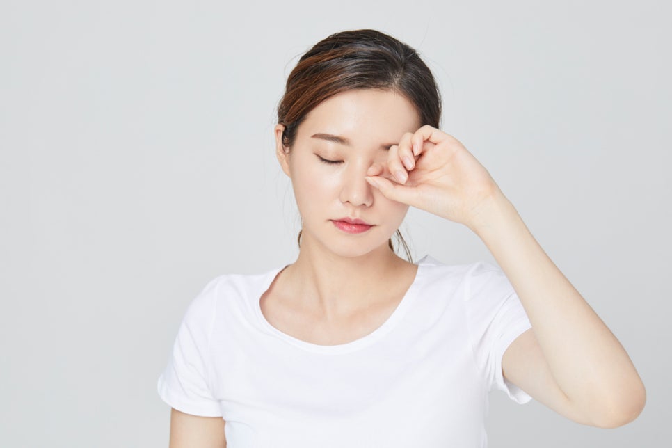 안검황색종 눈가에 노란색 덩어리가 있다면 관련 이미지 6