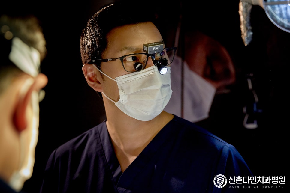 Treatment That Reduces Burden Through Conscious Sedation for Sinchon Dental Implants image 3