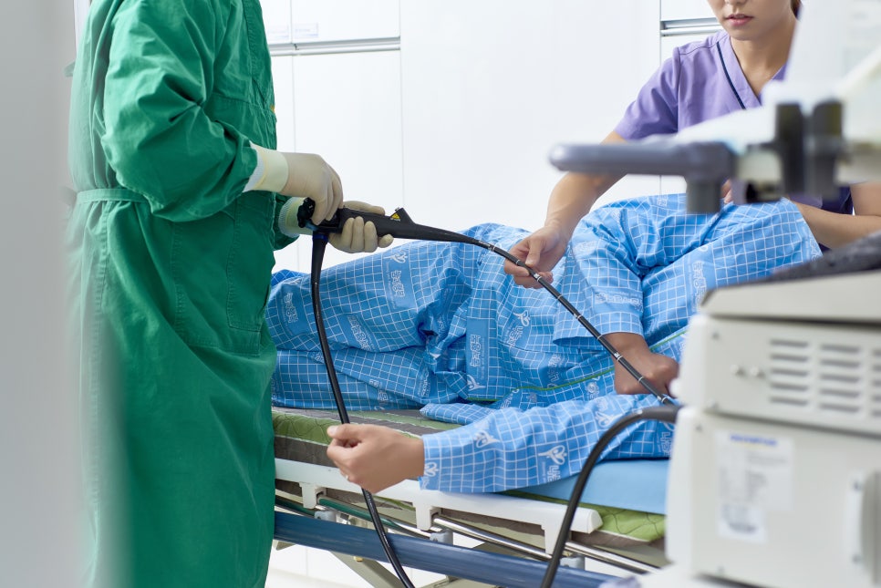 Fasting Time for Upper Endoscopy: Water, Food, and Precautions for Sedated Exams image 4
