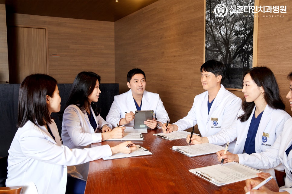 신촌치과 임플란트치료 오랜시간 사용하는 관련 이미지 7
