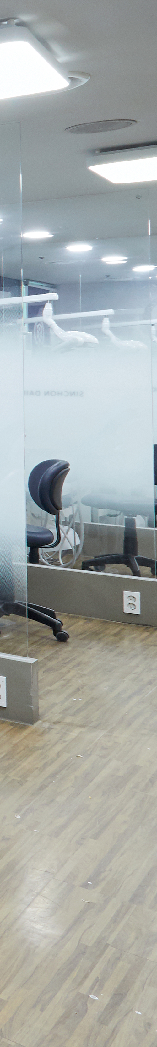 Yeouido Dental Clinic: Implant Treatment Period Depends on the Patient's Condition image 41