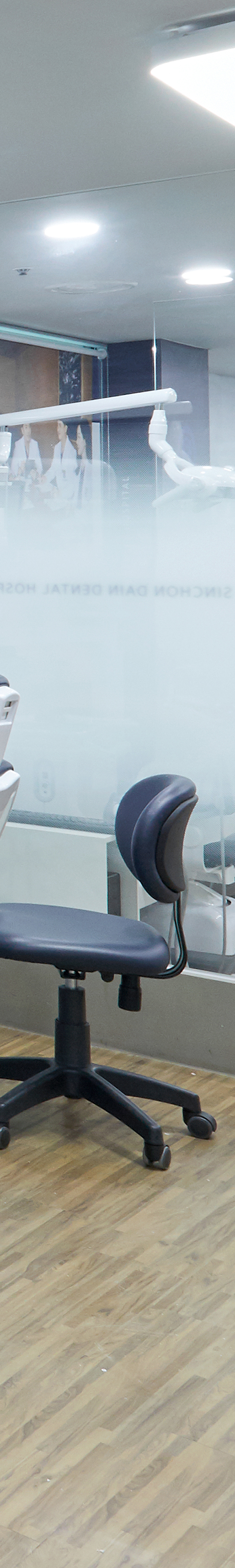 Yeouido Station Dental Clinic: Systematic Implant Care image 44