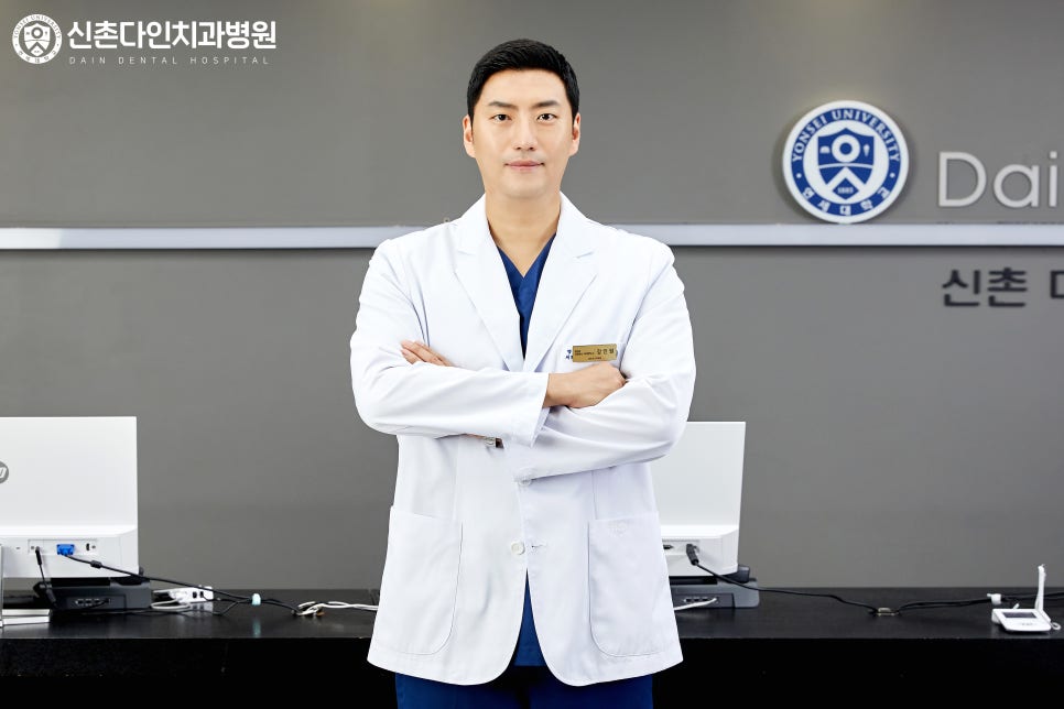 Gwangheungchang Station Dental Clinic Implant Placement: Treatment Suited to the Individual image 3