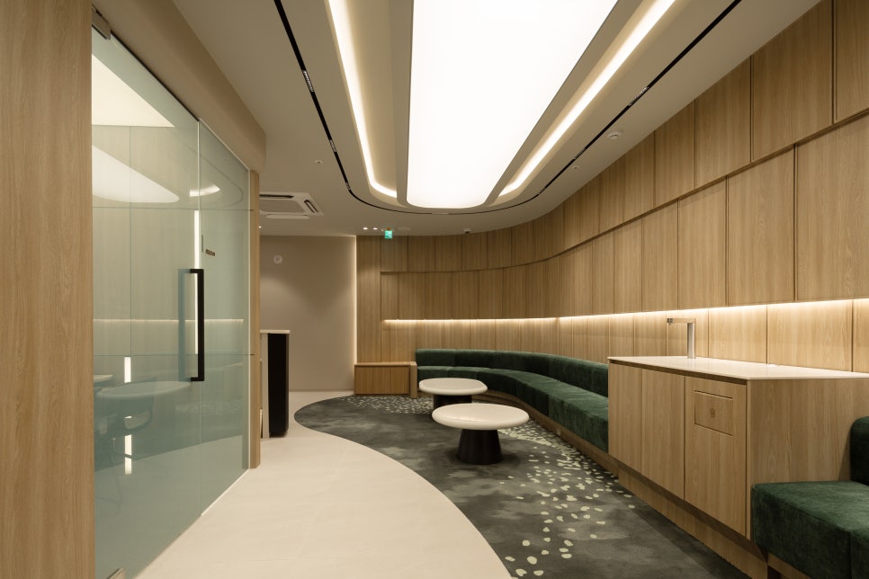 A Less Stimulating Onda Lifting in Seocho District image 5