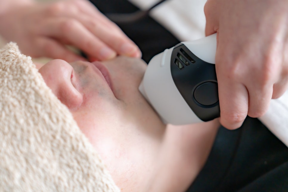 Seocho-gu Sunday Dermatology Clinic: A Neat Impression Through GentleMax Pro Plus Laser Hair Removal image 1