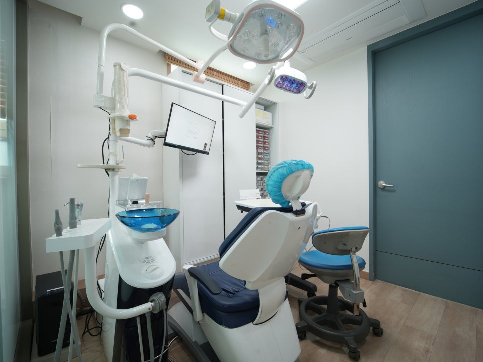 신사역치과 30년 동안 한자리를 지킨 신성치과의 비결은? 관련 이미지 4