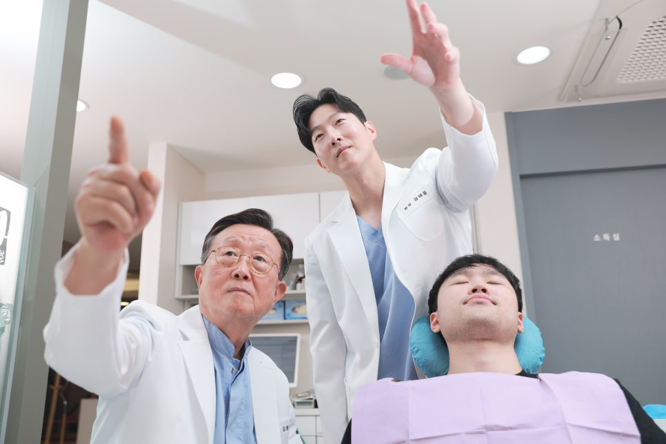 잠원동치과 임플란트 뼈이식 성공을 위한 2가지 방법 관련 이미지 11