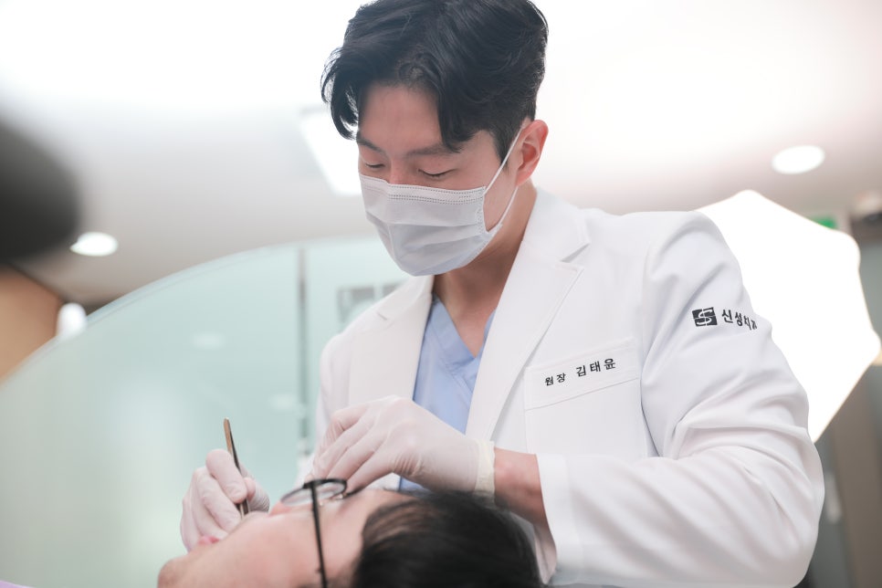 잠원역치과 치아착색 완벽하게 이해하려면 이 3가지를 꼭 아셔야 합니다. 관련 이미지 9