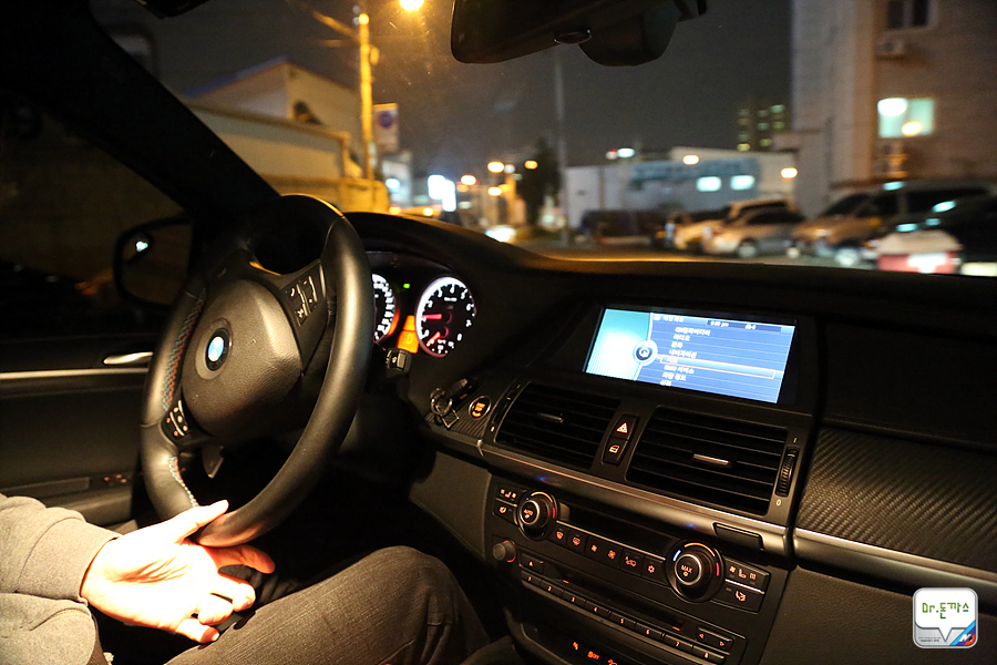 [시승기] BMW X6 M : M의 기술력과 감성으로 만들어낸 SUV 끝판왕! (분당/정자동 맛집+ 정통 춘천 닭갈비) 관련 이미지 56